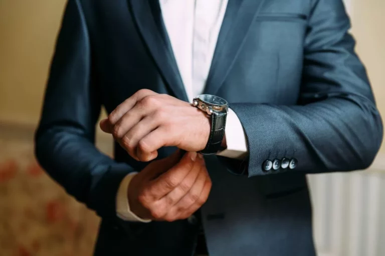 wrist couture man wearing a watch jpg